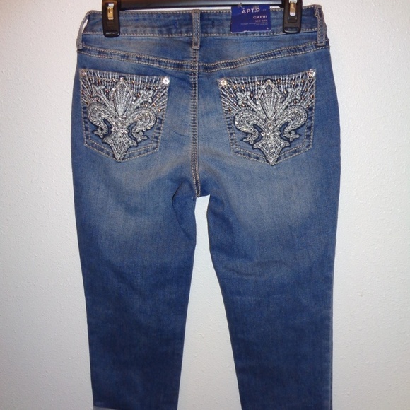 Apt. 9 Capri Embellished Jeans Size 6 NWT Mid-Rise - Picture 5 of 8
